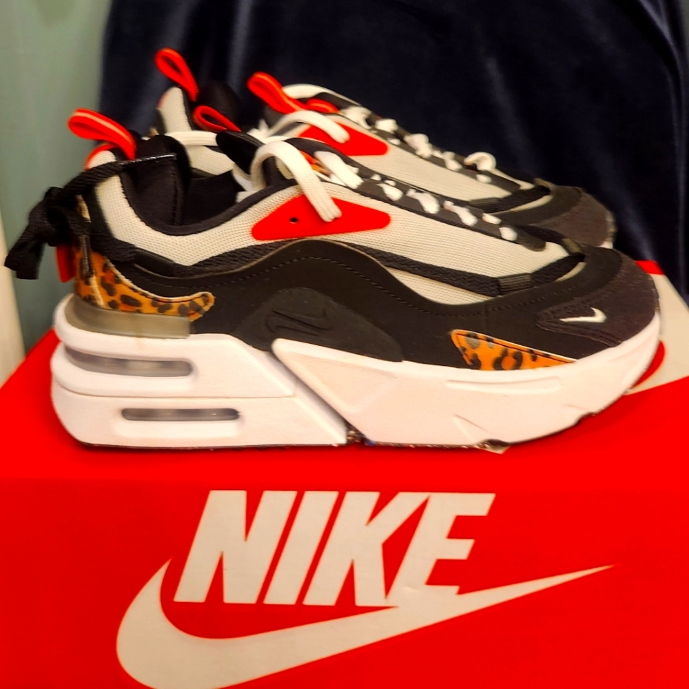 Nike Air Max Furyosa size 6.5
